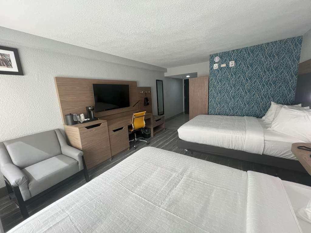 Best Western Plus Mobile Inn And Suites חדר תמונה