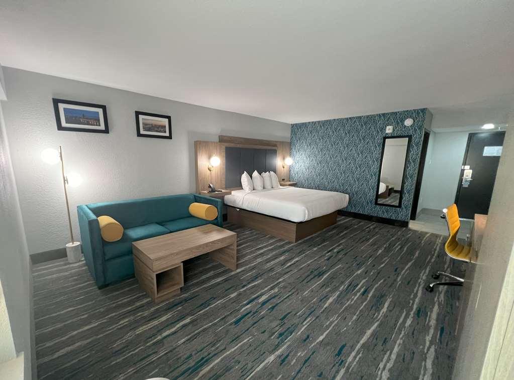 Best Western Plus Mobile Inn And Suites חדר תמונה