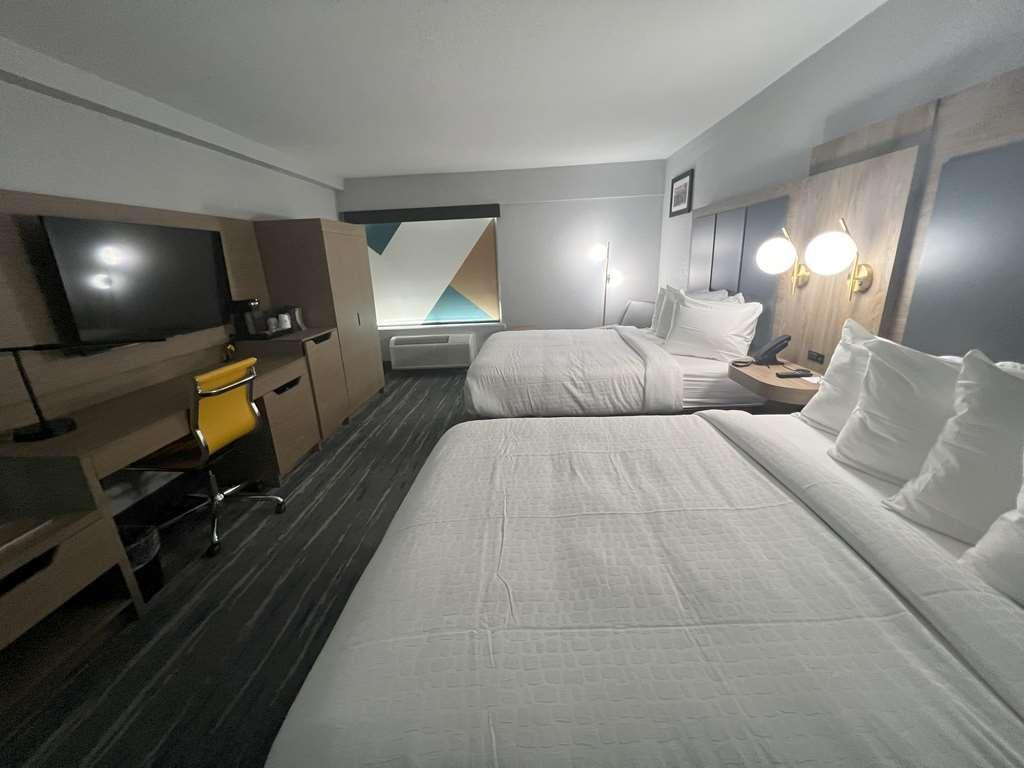 Best Western Plus Mobile Inn And Suites חדר תמונה