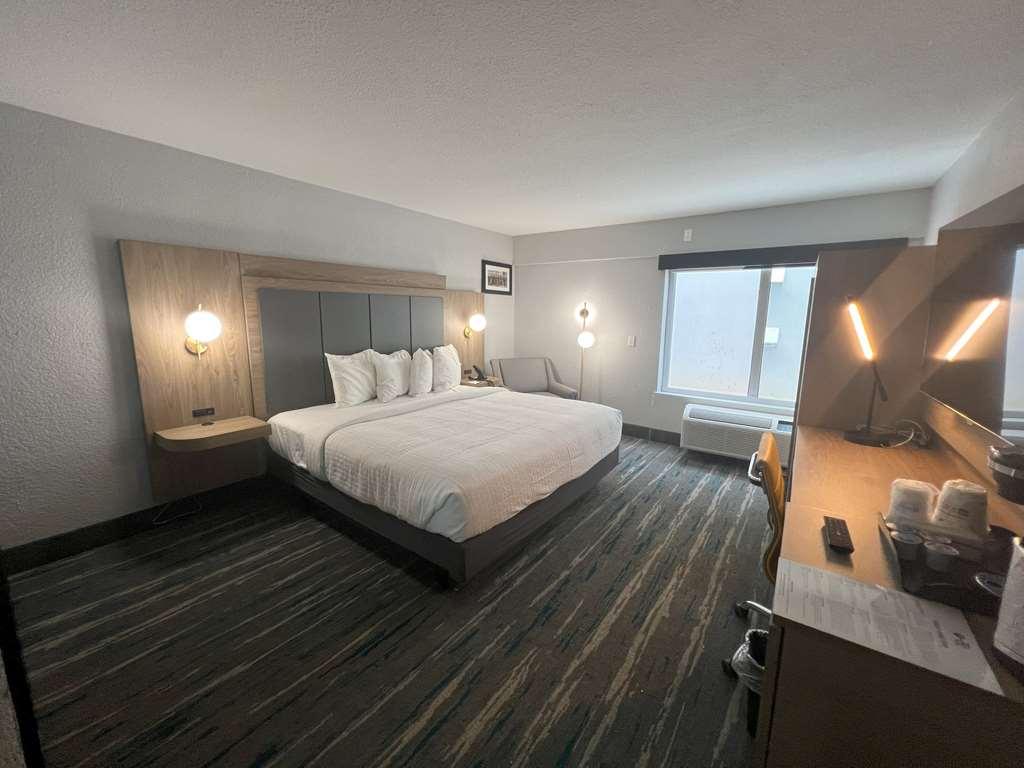 Best Western Plus Mobile Inn And Suites חדר תמונה