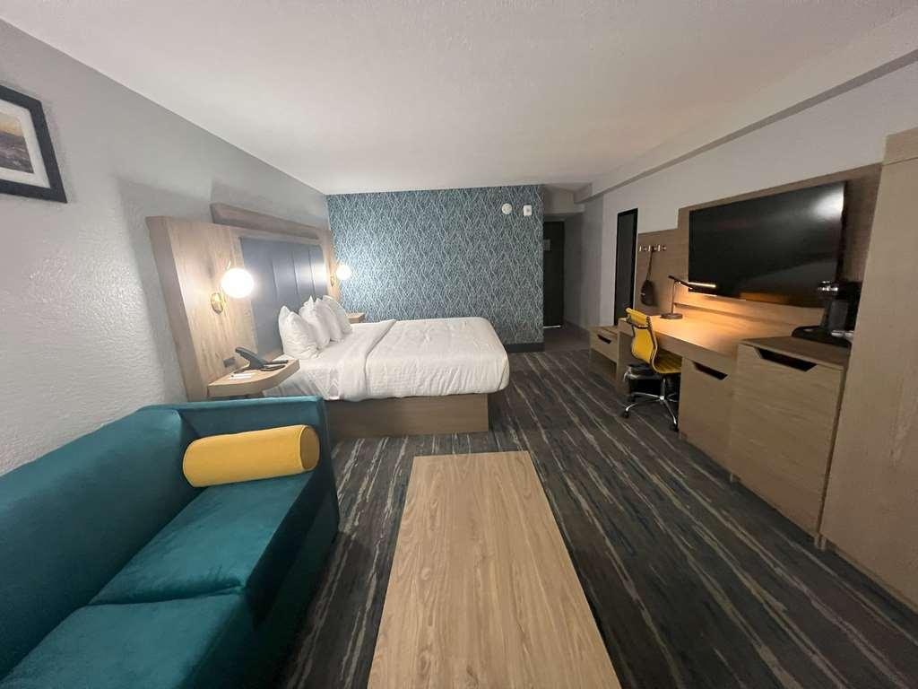 Best Western Plus Mobile Inn And Suites חדר תמונה