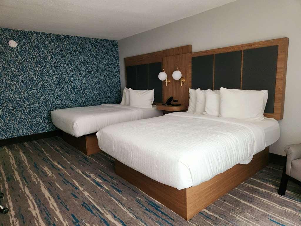 Best Western Plus Mobile Inn And Suites חדר תמונה