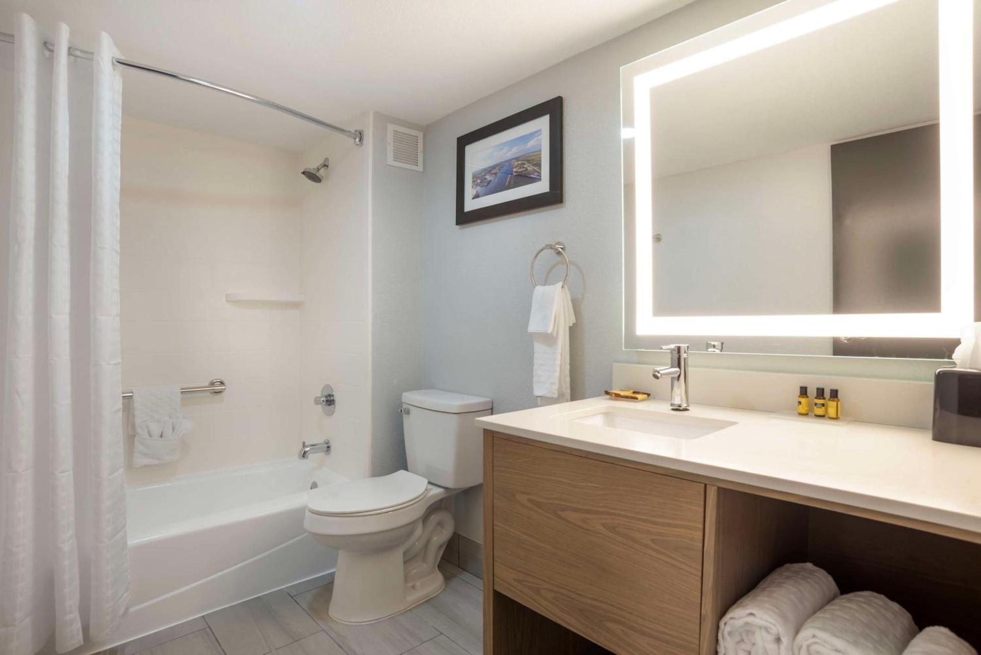 Best Western Plus Mobile Inn And Suites מראה חיצוני תמונה